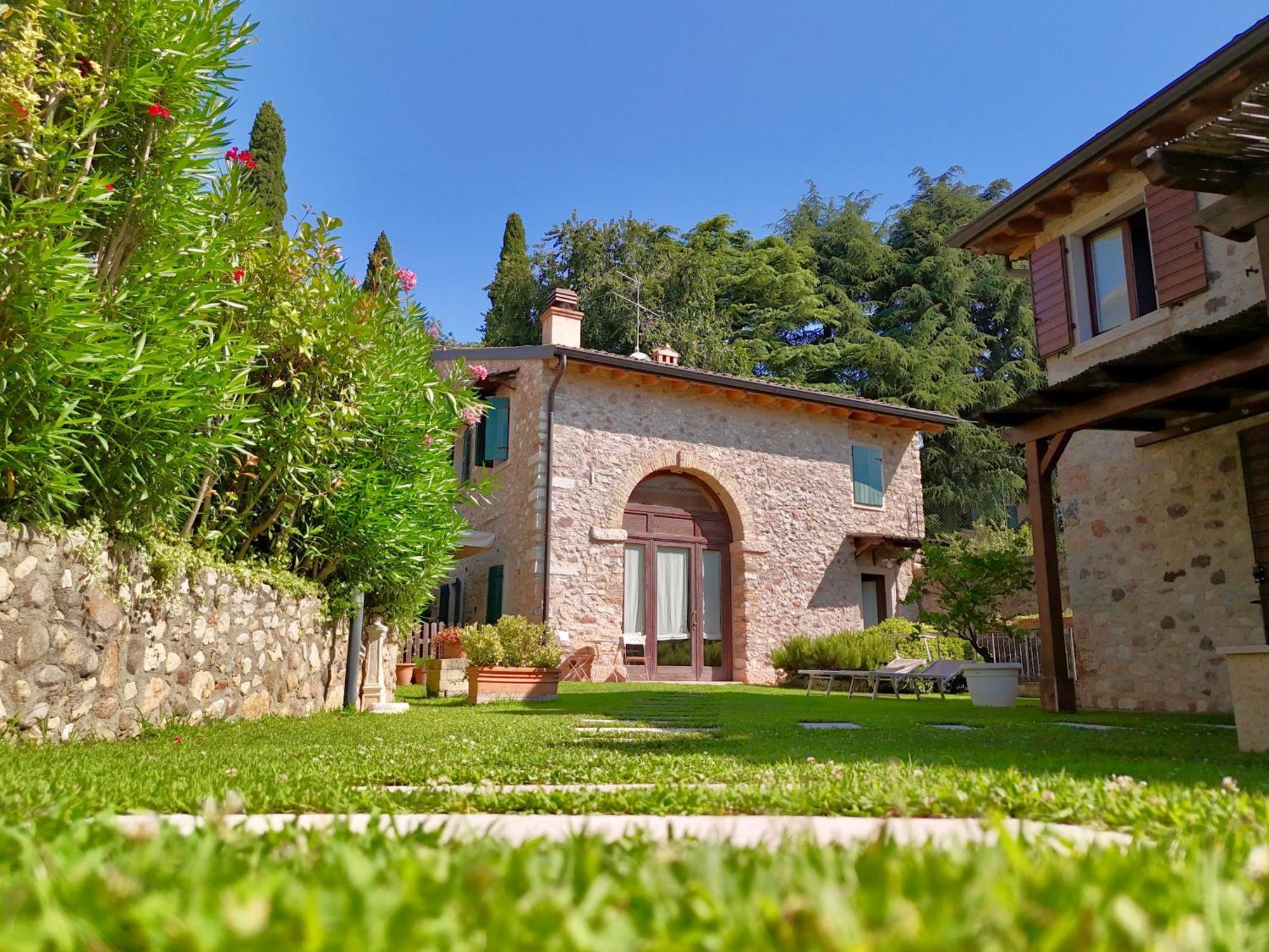 Ca' Malfer Bed & Breakfast Costermano Eksteriør bilde